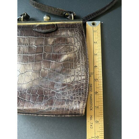 Liz Claiborne Leather Co Handbag Purse Vtg. Reptile Embossed Brown Career Boho - Picture 7 of 7